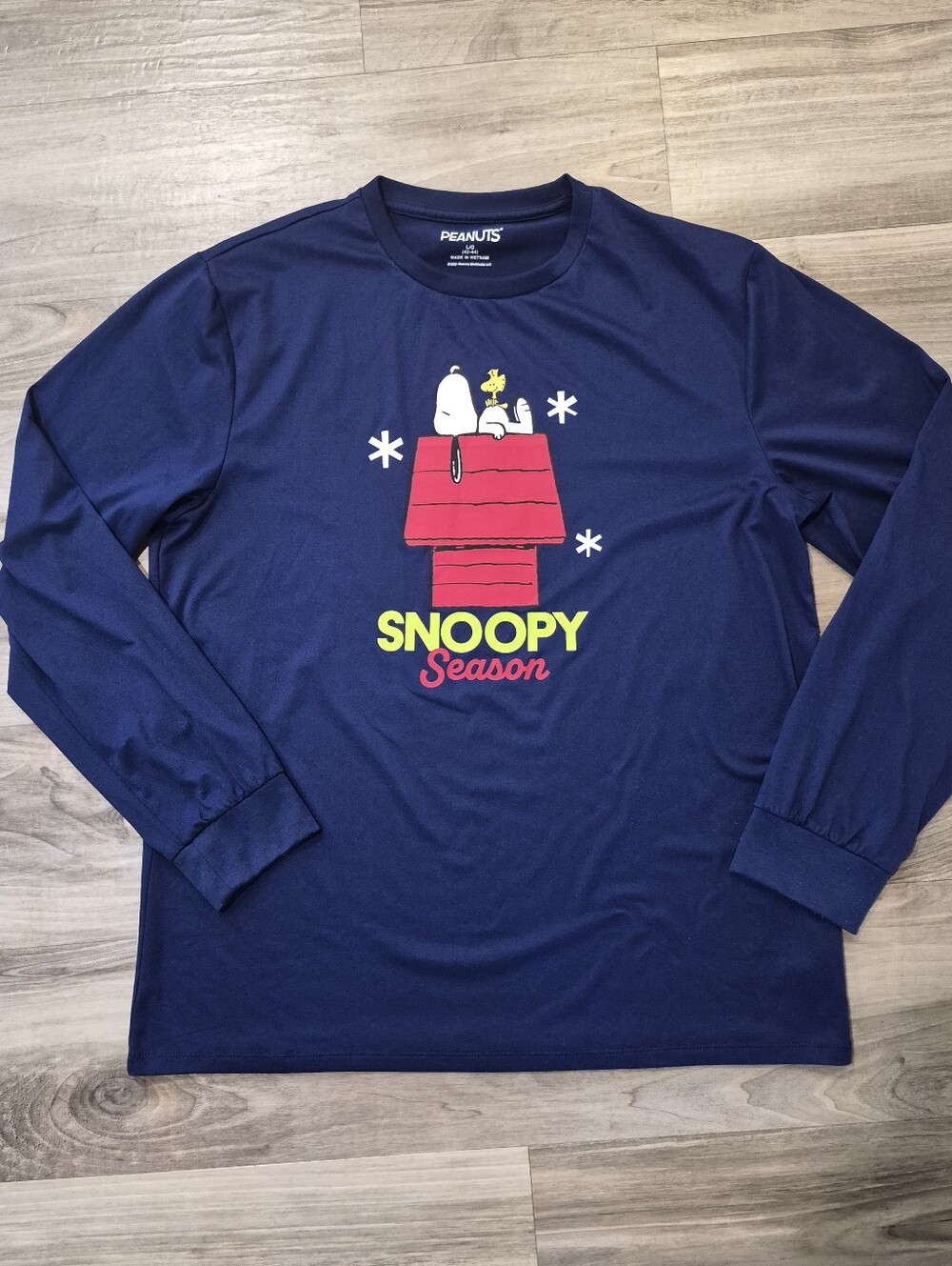 Peanuts Snoopy Season Long Sleeve T-Shirt Navy Blue Charlie Brown Doghouse Large